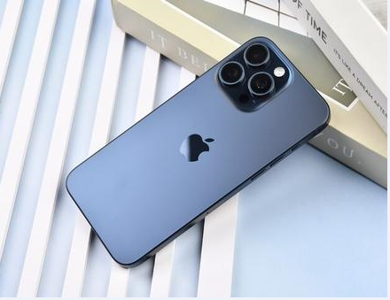 容县苹果维修点分享iPhone15 Pro Max黑屏少见诱因梳理 